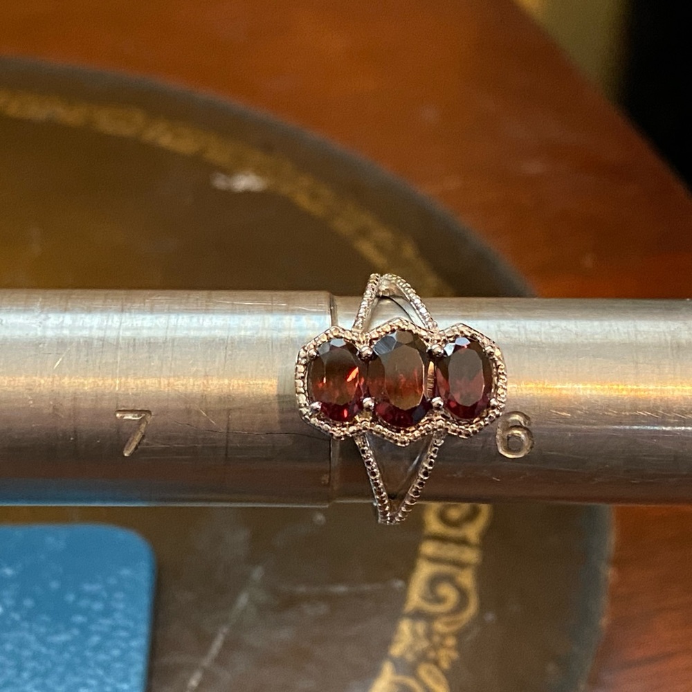 NWT RED ZIRCON STERLING RING - Picture 5 of 12